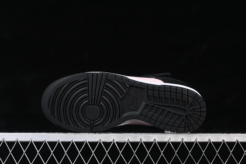 All Categories Nk SB Dunk Series Nk SB Dunk Low Low-top sneakers Nike SB Dunk Low Black Pink Straps Low-top casual sneakers CW1590-100